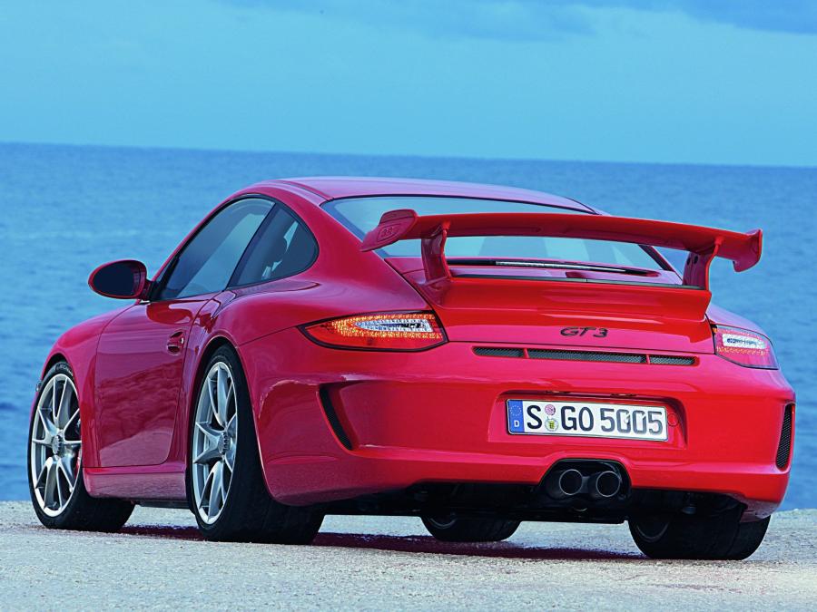  Porsche 911 GT3 2009 года  (фото 18 из 39)